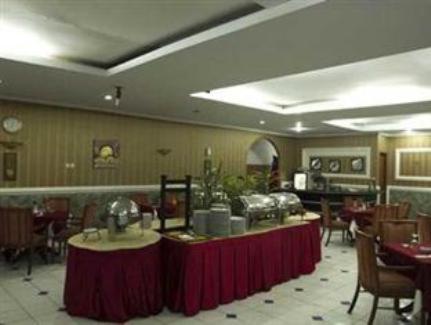 Hotel Grand Prioritas Bogor Exterior foto