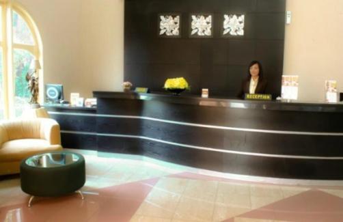 Hotel Grand Prioritas Bogor Exterior foto